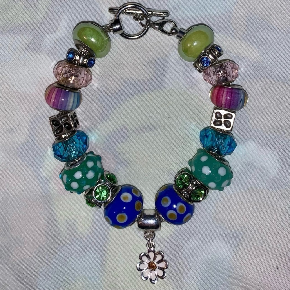 Handmade Bracelet, Springtime, Colorful, Daisy, Glass Beads, Charms, Crystal Bea
